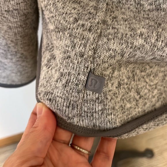 Lululemon half-zip scuba hoodie knit pullover, kangaroo pocket, light grey, 8 - Picture 5 of 7